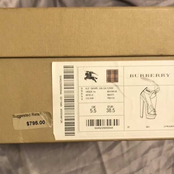 Burberry Platforms - Picture 4 of 4